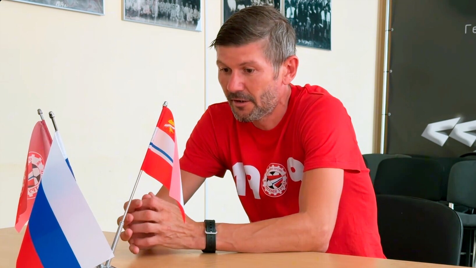 Роман Федотов: «Новая причёска — новая игра. Надеюсь, это пойдет Коробову на пользу»